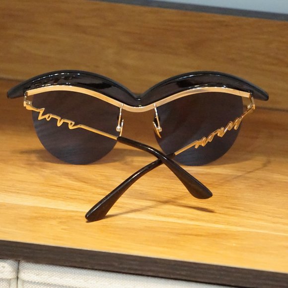 Angry birds shape Gray lens & Gold Mirror sunglasses  Stand Out in Style! main image 6